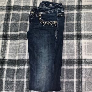 low rise skinny jean.